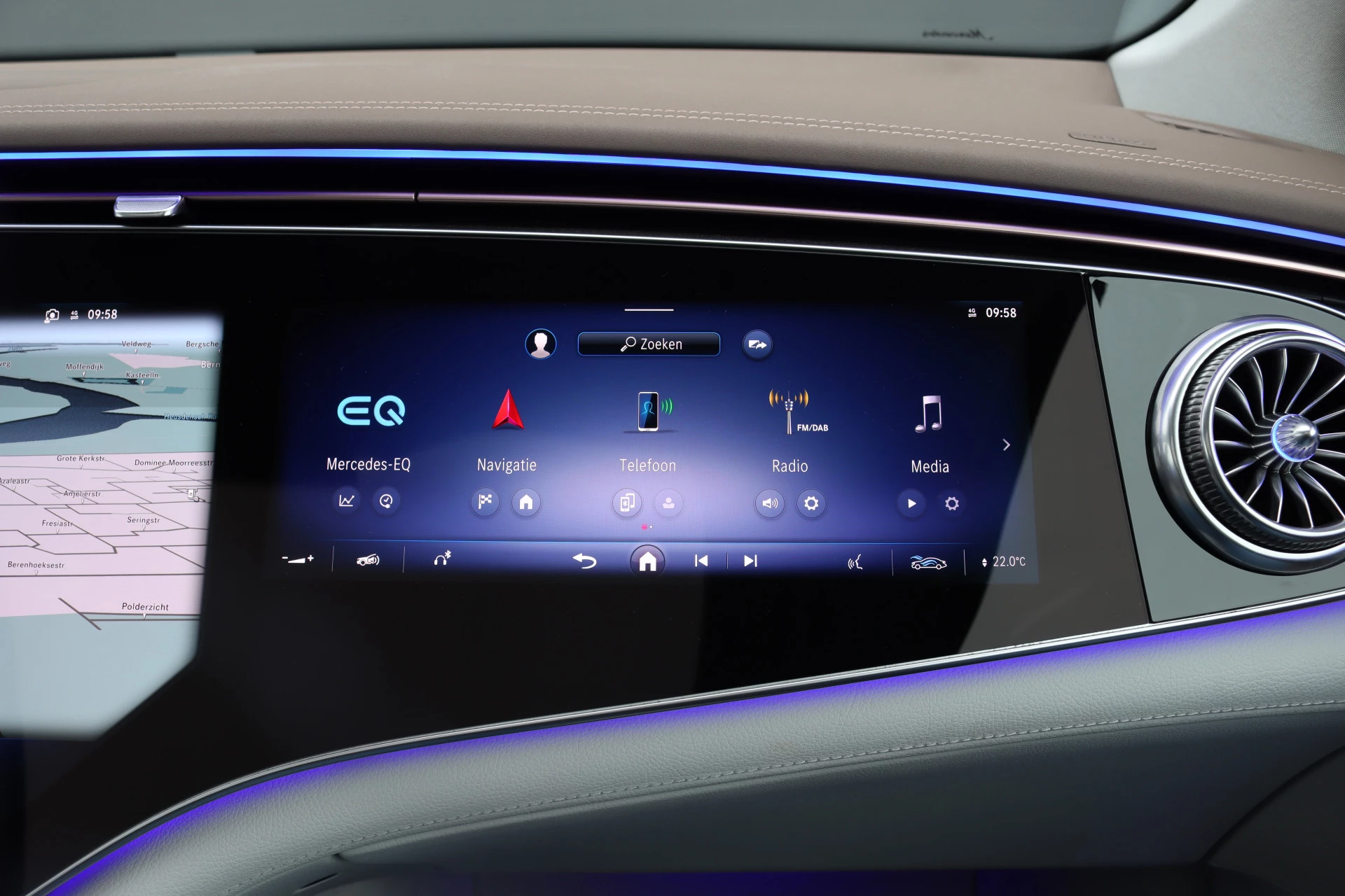 Hoofdafbeelding Mercedes-Benz EQS