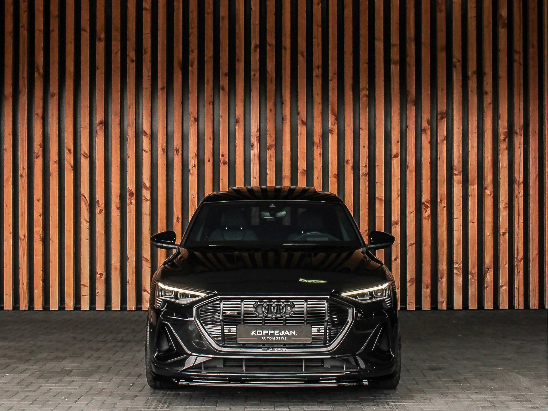 Hoofdafbeelding Audi e-tron