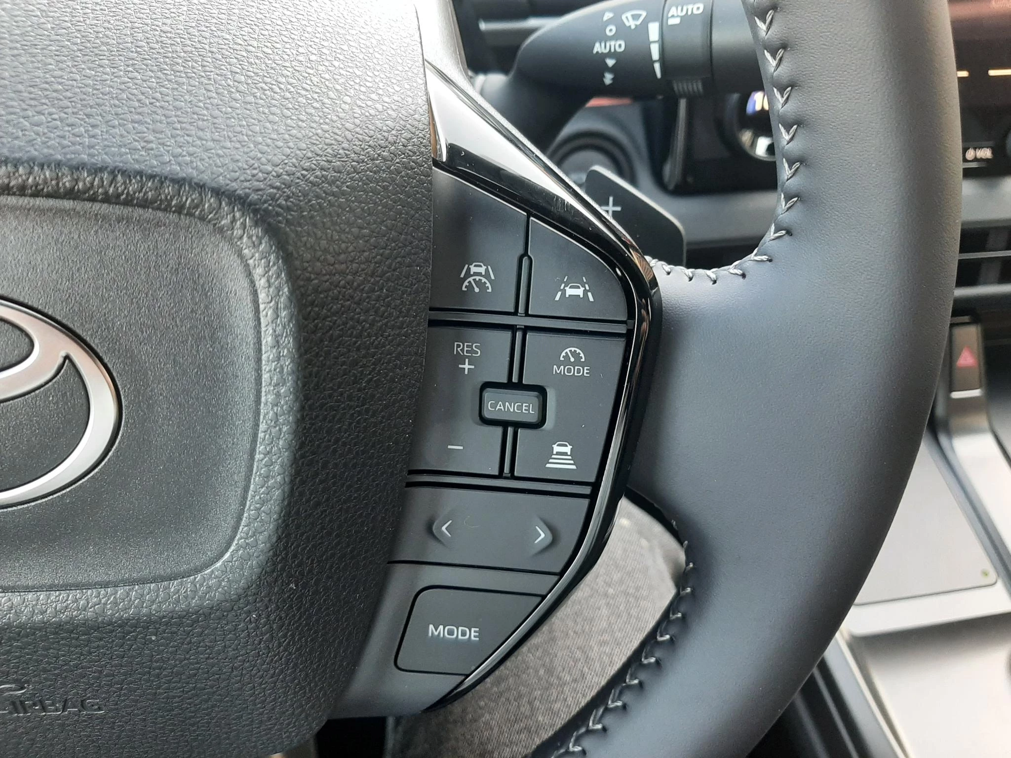 Hoofdafbeelding Toyota C-HR+