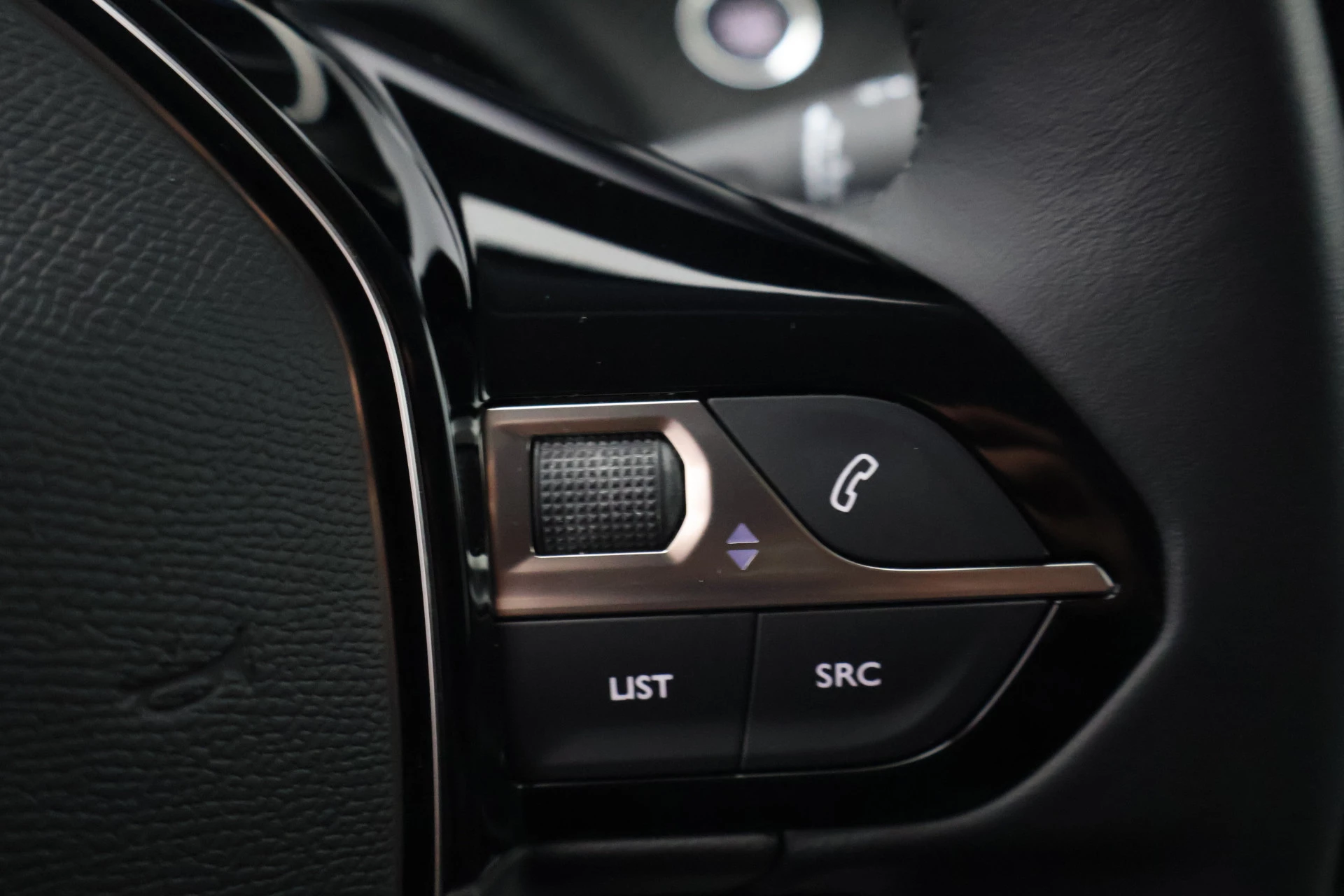 Hoofdafbeelding Peugeot e-208