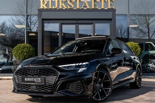 Hoofdafbeelding Audi A3 Audi A3 Sportback 45 TFSIe S-Line Competition|PANO|MATRIX