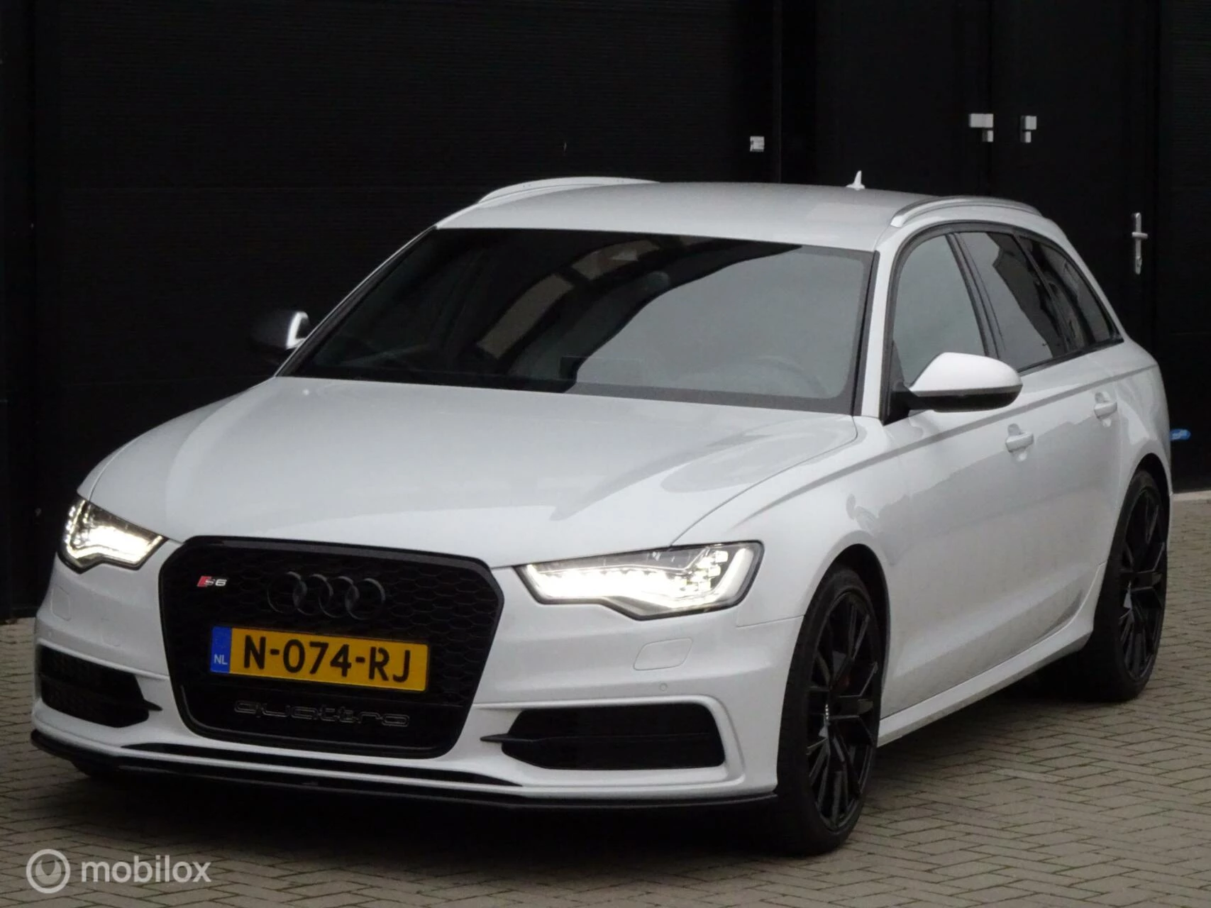 Hoofdafbeelding Audi S6