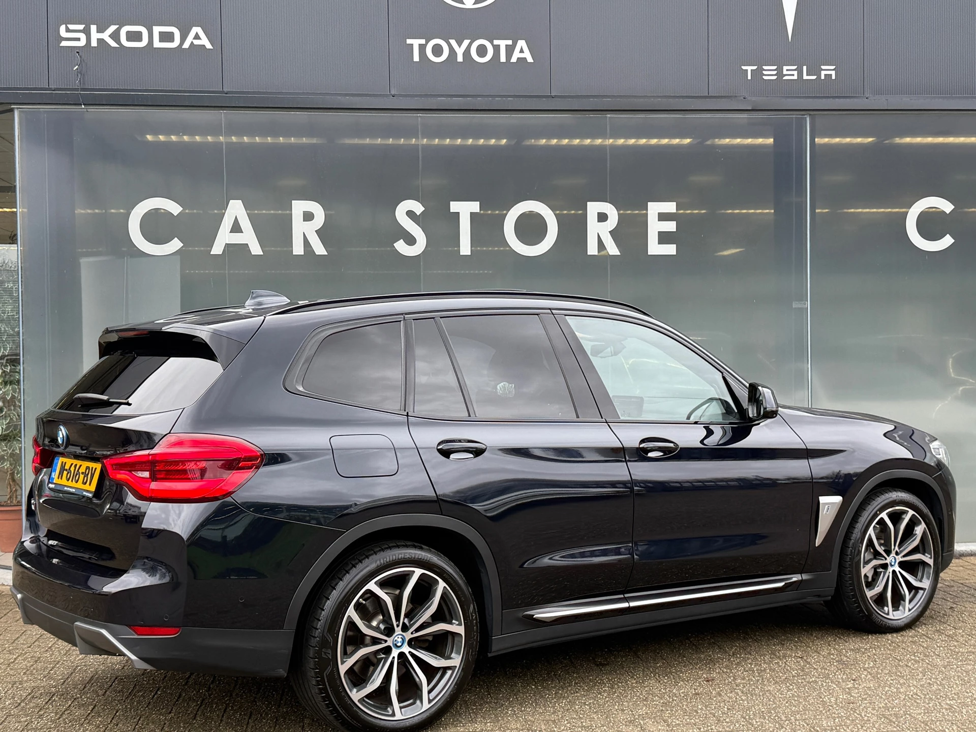 Hoofdafbeelding BMW iX3