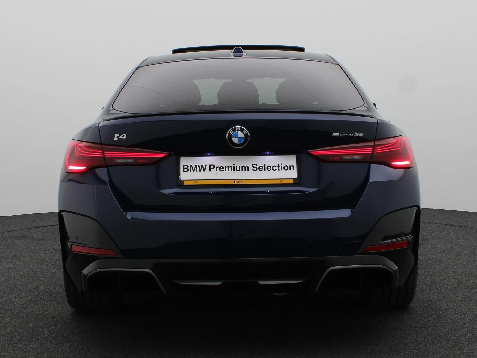 Hoofdafbeelding BMW i4