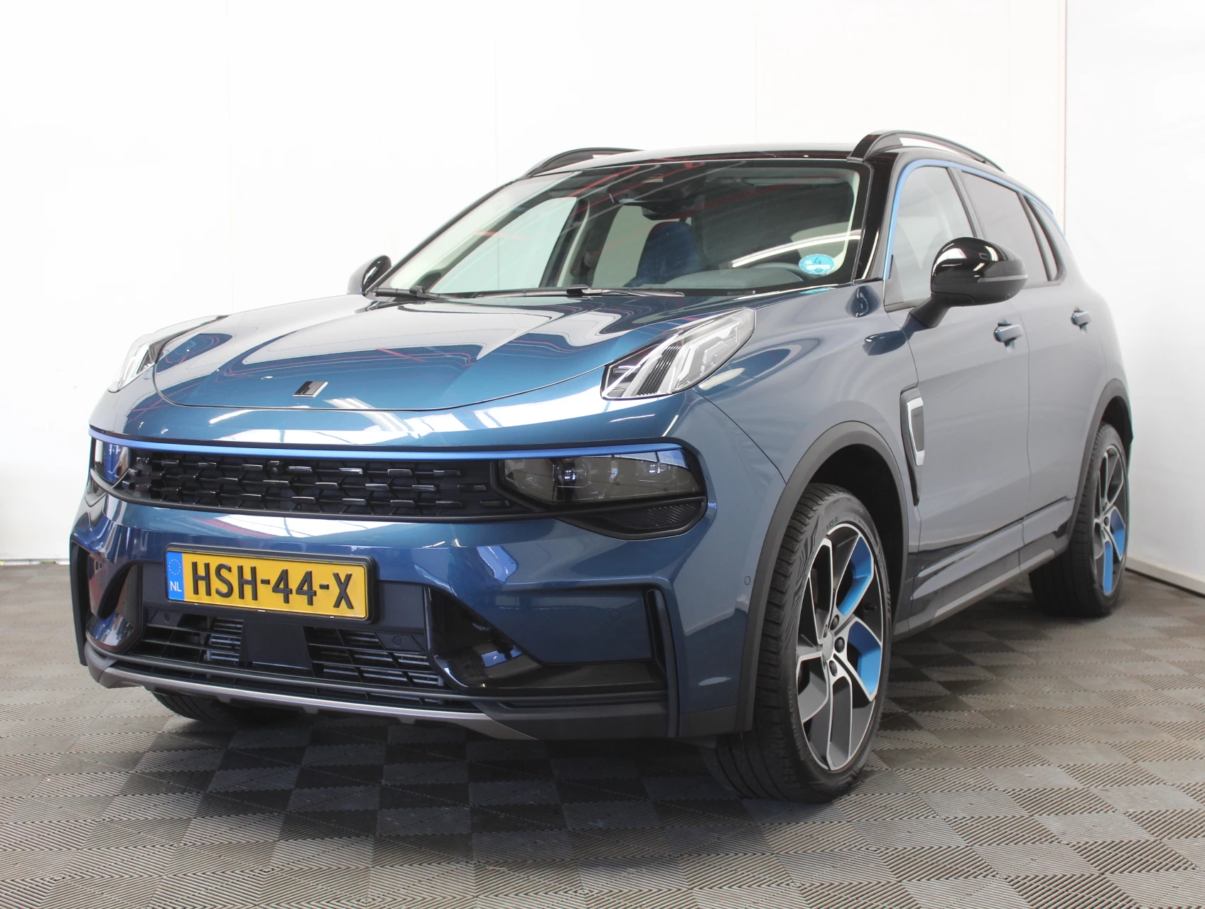 Hoofdafbeelding Lynk & Co 01