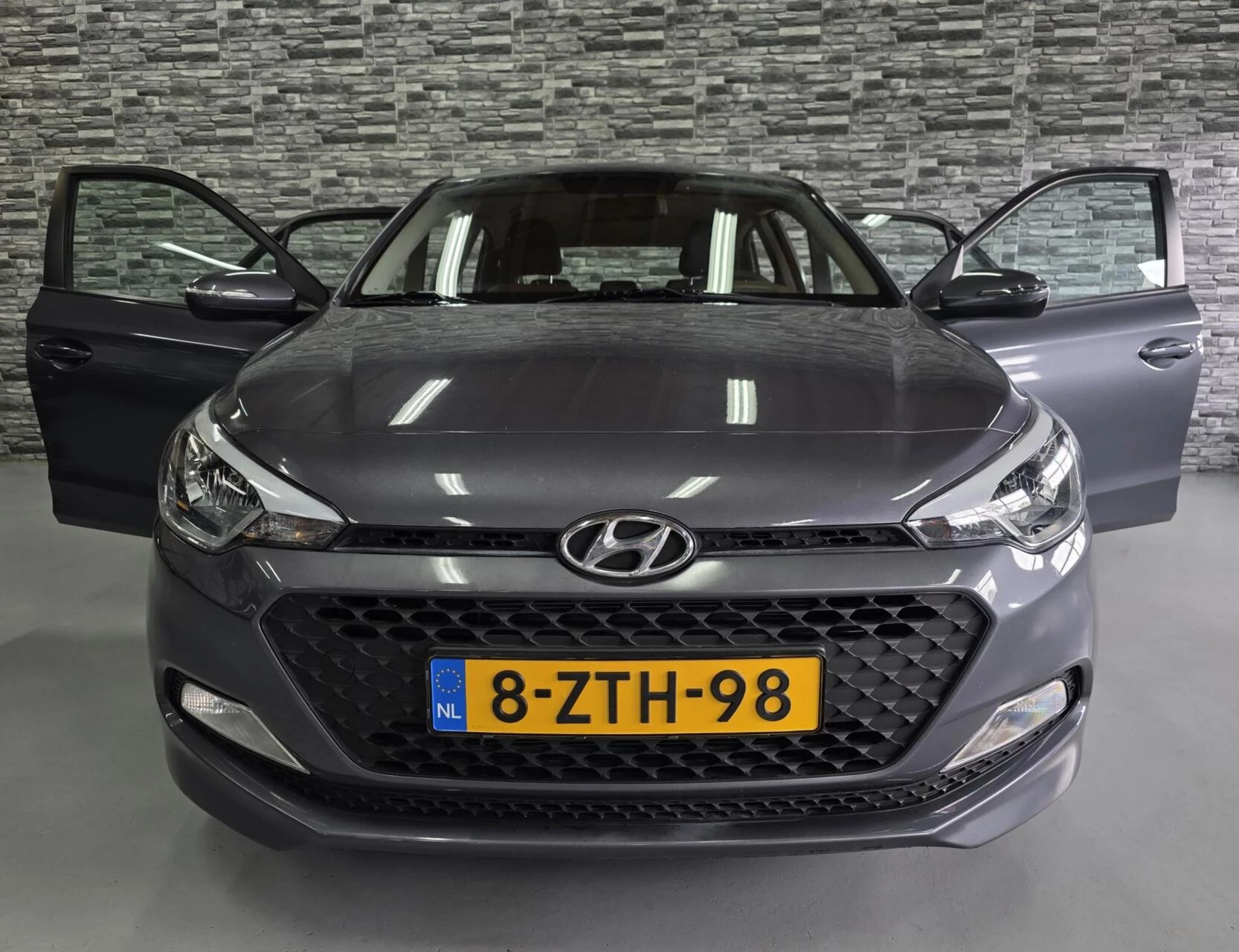 Hoofdafbeelding Hyundai i20
