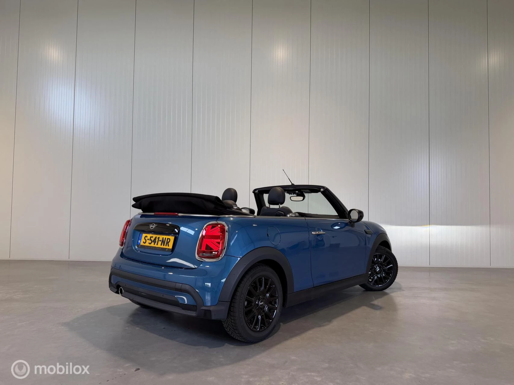 Hoofdafbeelding MINI Cooper Cabrio