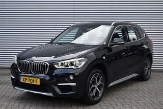 BMW X1 SDRIVE20I ORANGE ED. III / 1e EIGENAAR / LEDER / HEAD UP / P.CAM