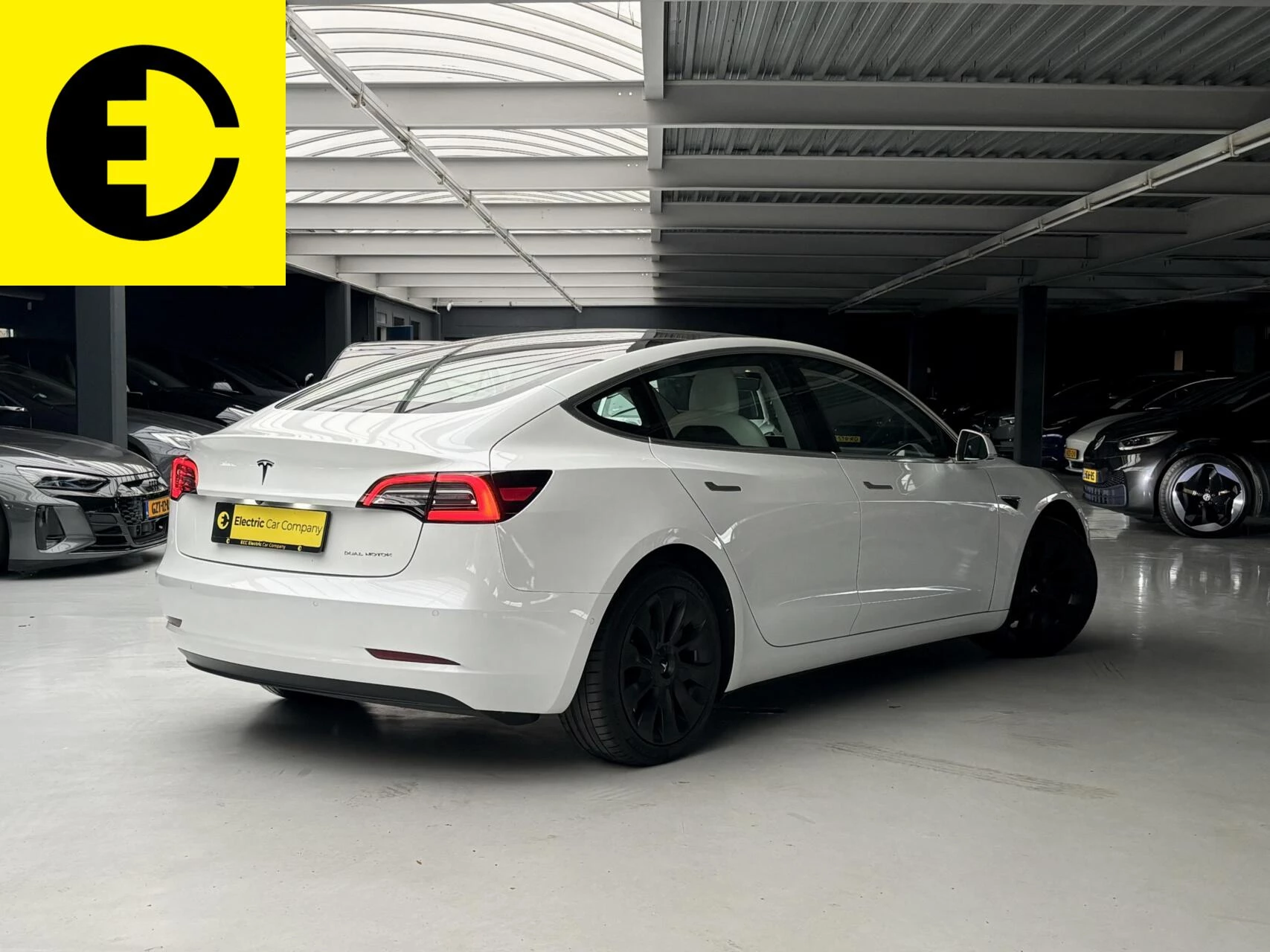 Hoofdafbeelding Tesla Model 3