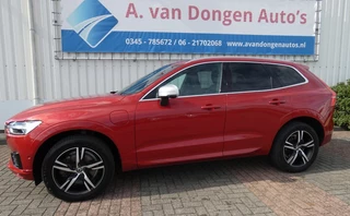 Volvo XC60 2.0 T8 AWD R-DESIGN,Pano,HeadUp,Trhaak,360,ACC,DealerOH