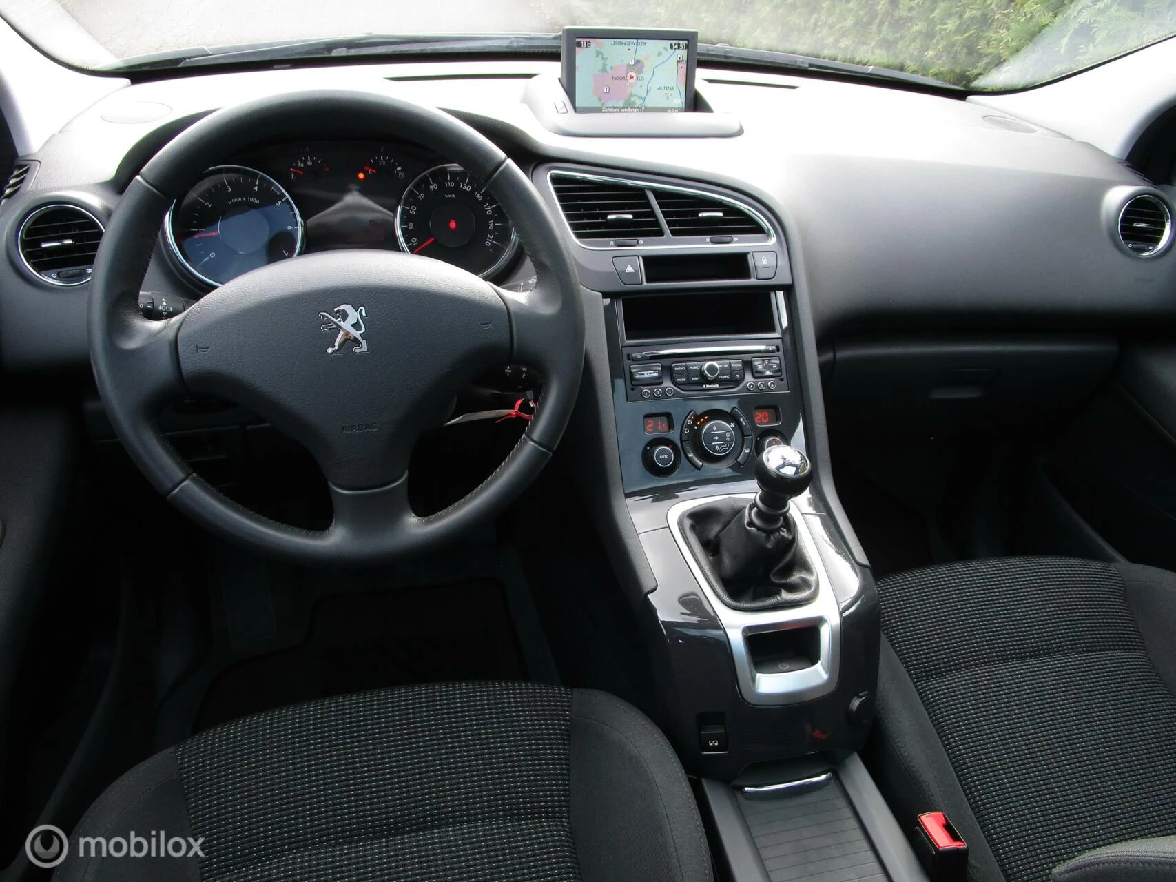 Hoofdafbeelding Peugeot 5008