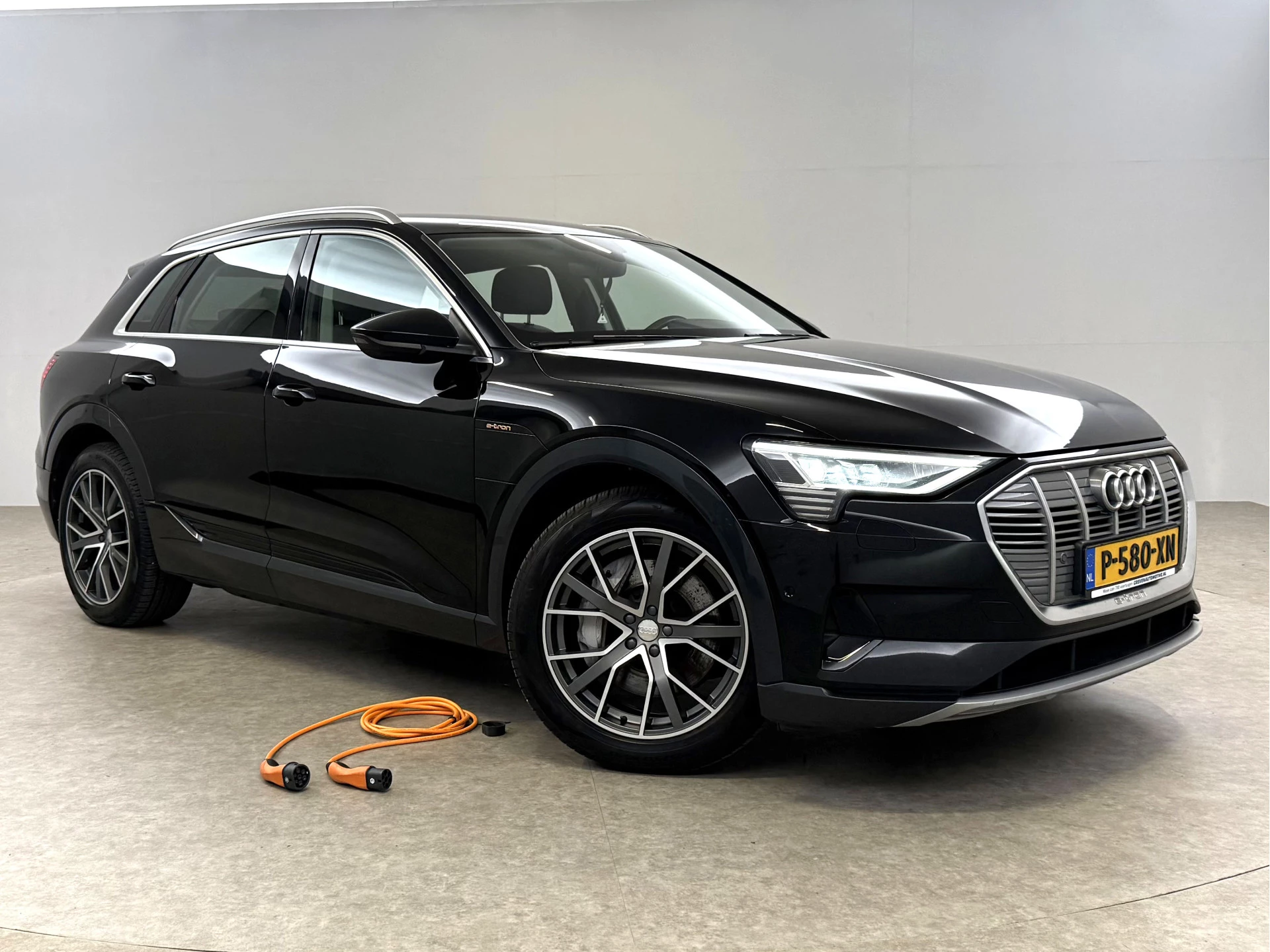 Hoofdafbeelding Audi e-tron
