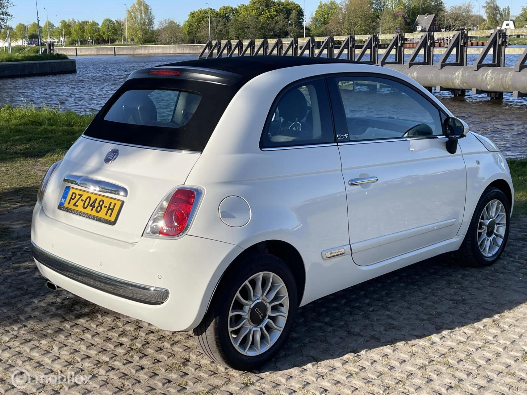 Hoofdafbeelding Fiat 500C