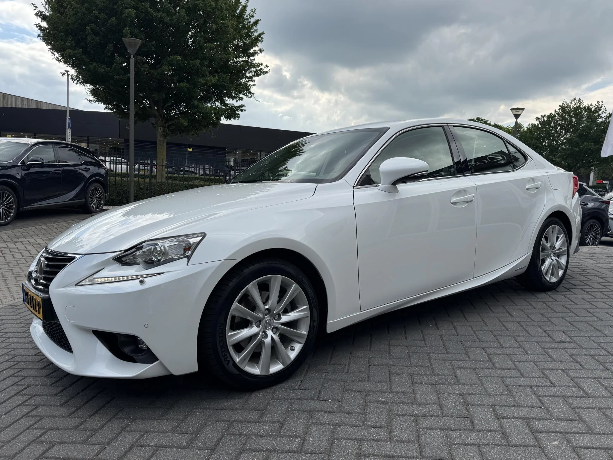 Hoofdafbeelding Lexus IS