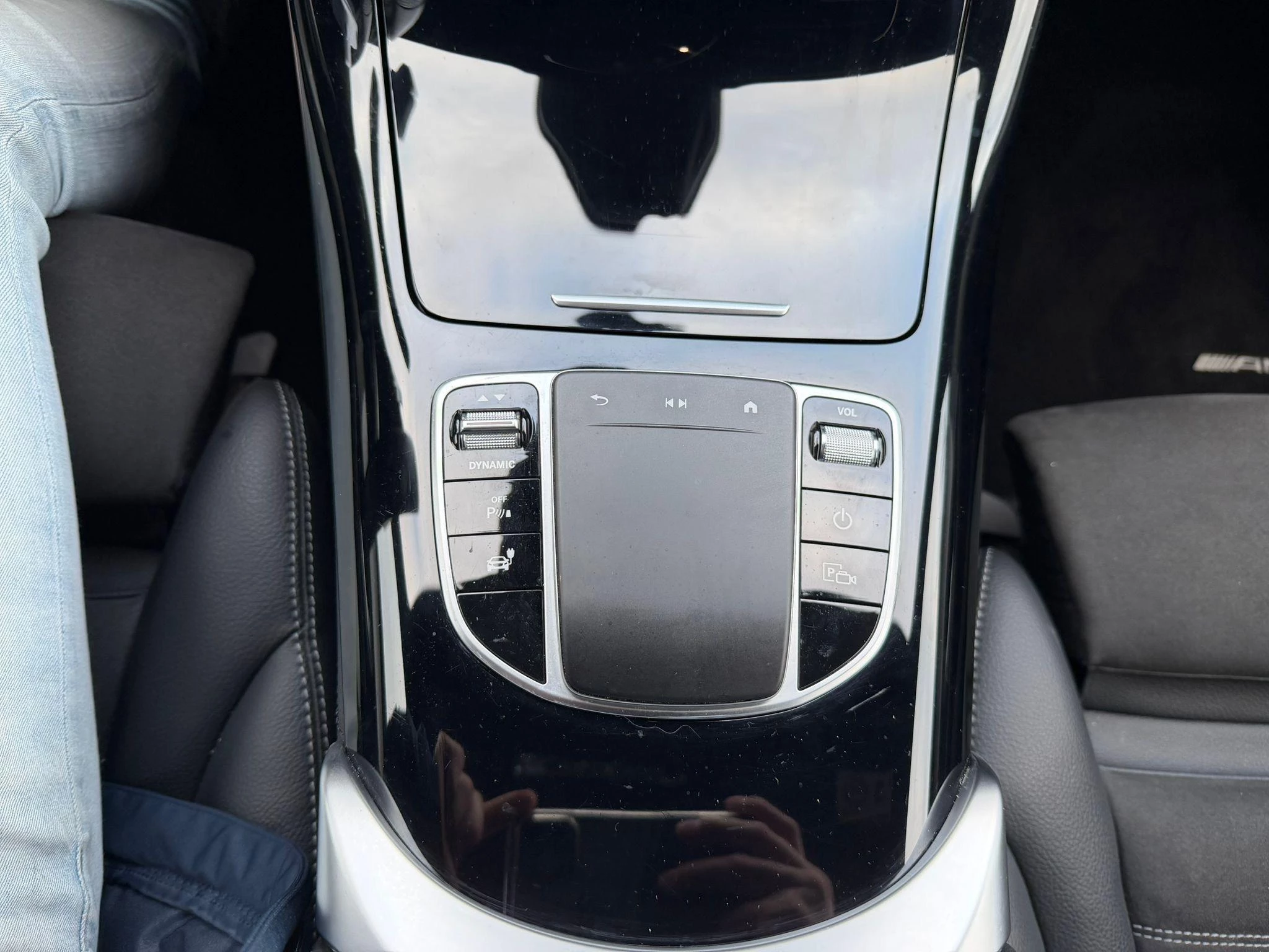 Hoofdafbeelding Mercedes-Benz EQC