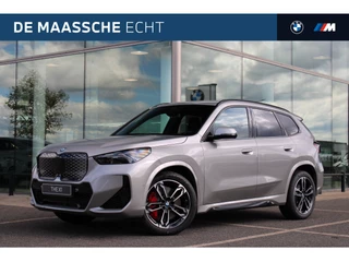 BMW iX1 eDrive20 M Sport / Sportstoelen / Achteruitrijcamera / Comfort Access / M Adaptief onderstel / Adaptieve LED / Parking Assistant / Stuurverwarming