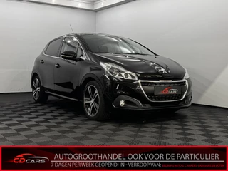 Peugeot 208 1.2 GT-line Half leder, Pano, Navi, Camera, Clima, Cruise control, Apple carplay, Lichtmetalen velgen
