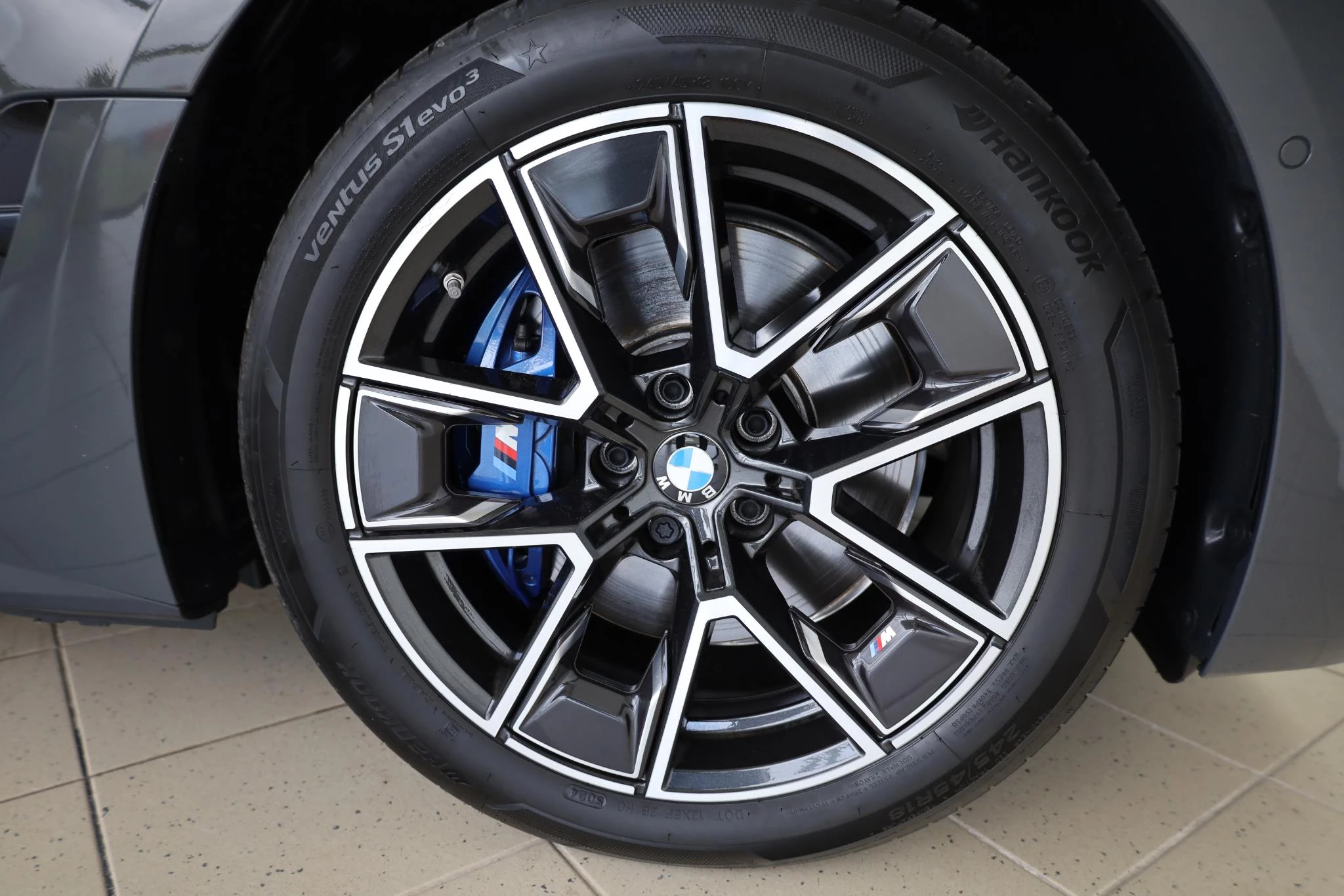 Hoofdafbeelding BMW i4