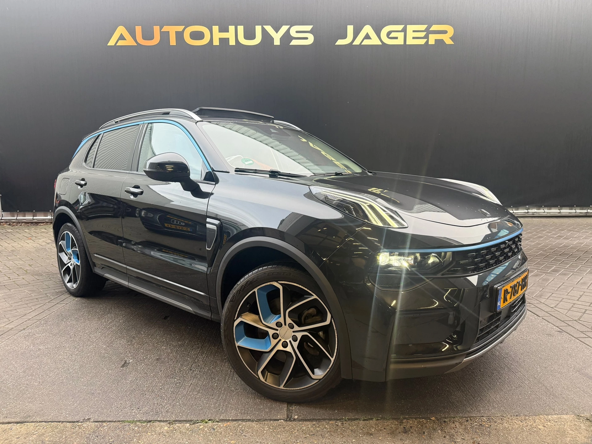 Hoofdafbeelding Lynk & Co 01