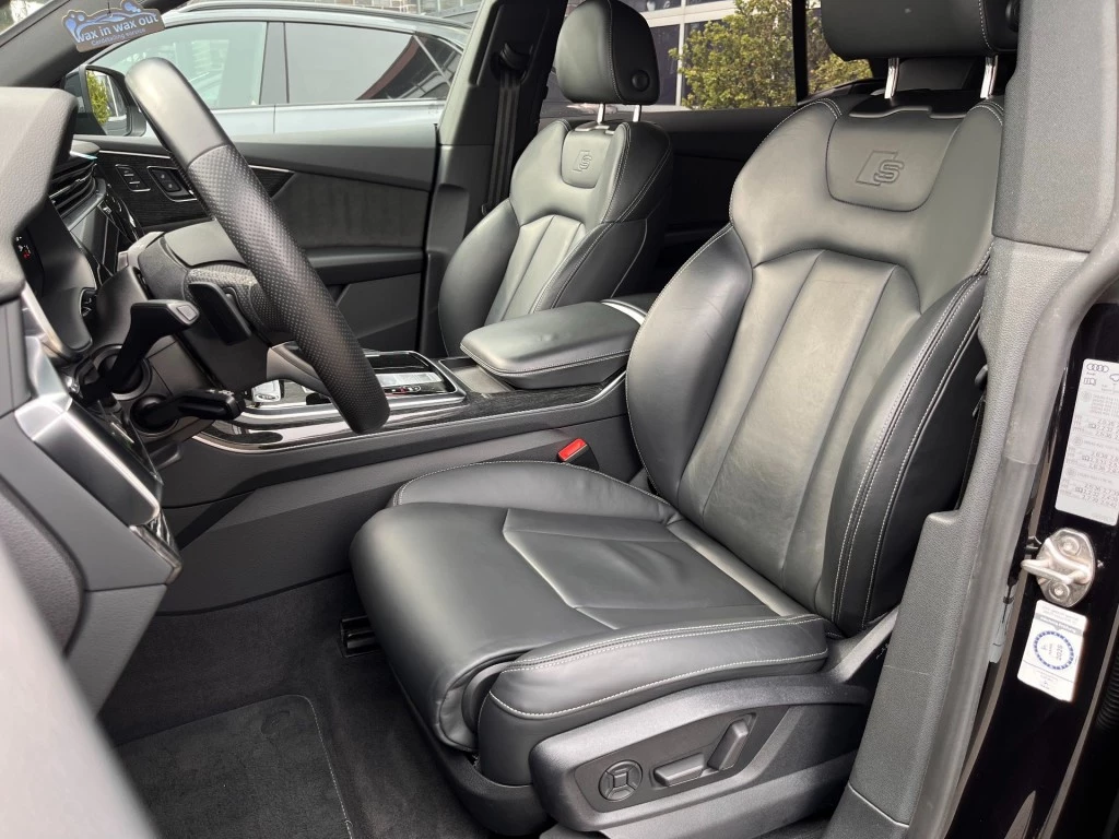 Hoofdafbeelding Audi Q8
