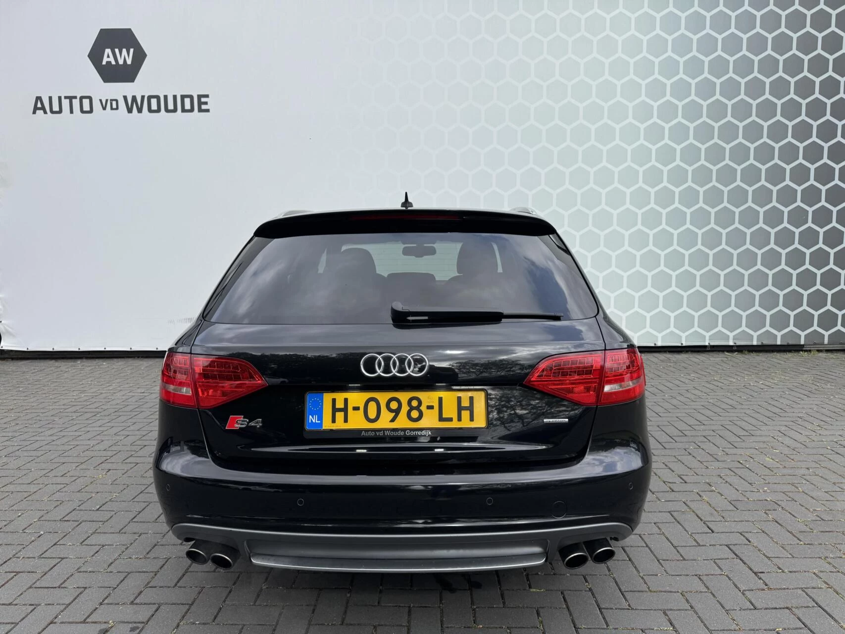 Hoofdafbeelding Audi S4