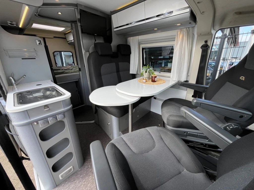 Hoofdafbeelding Adria Twin 600spt 50 Years Edition