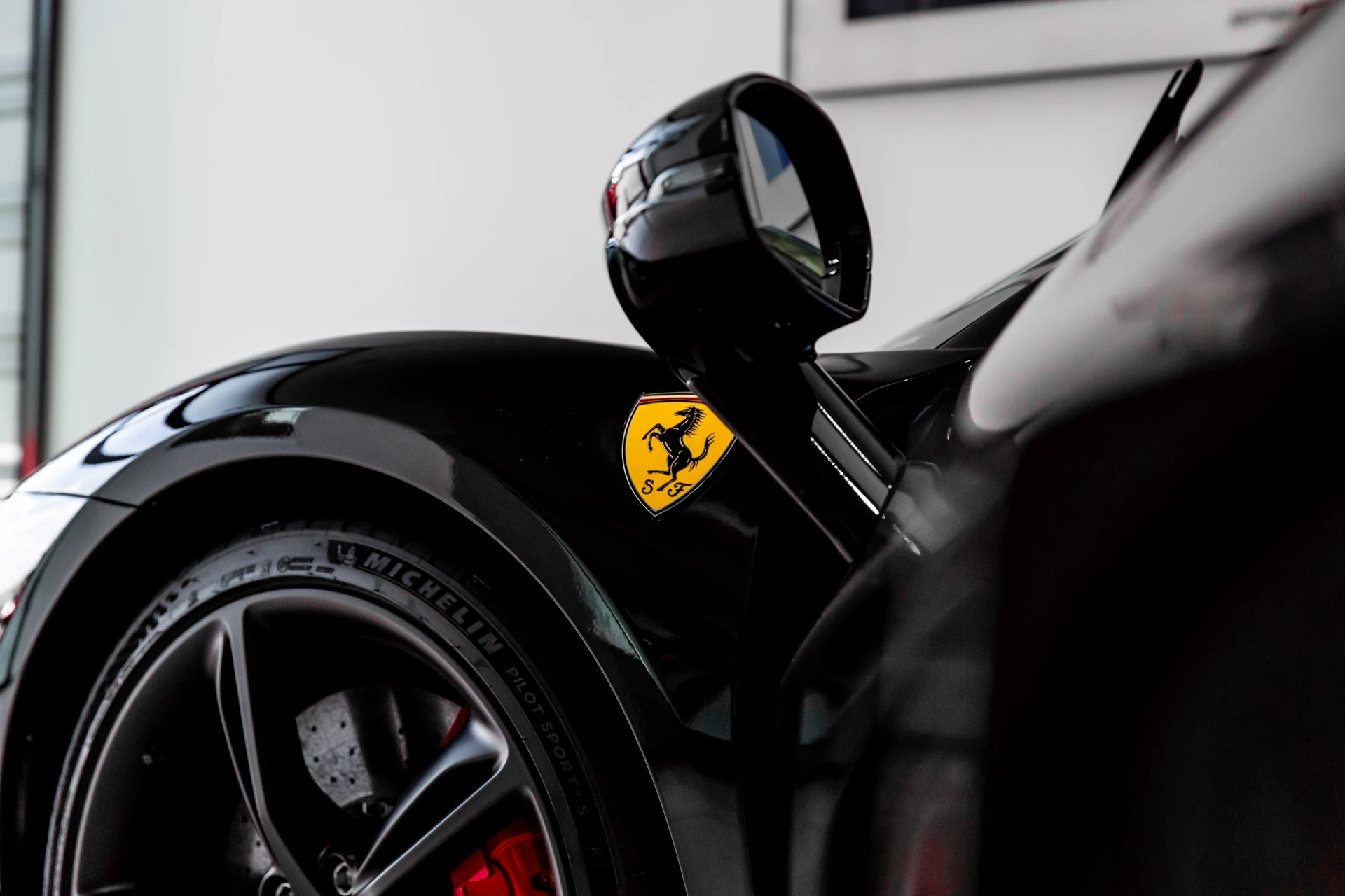 Hoofdafbeelding Ferrari 296