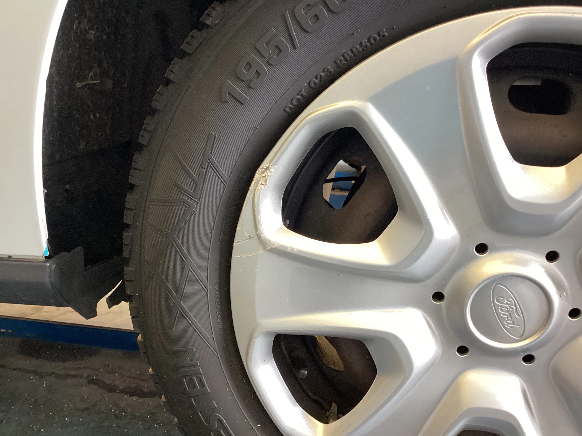 Hoofdafbeelding Ford Transit Courier
