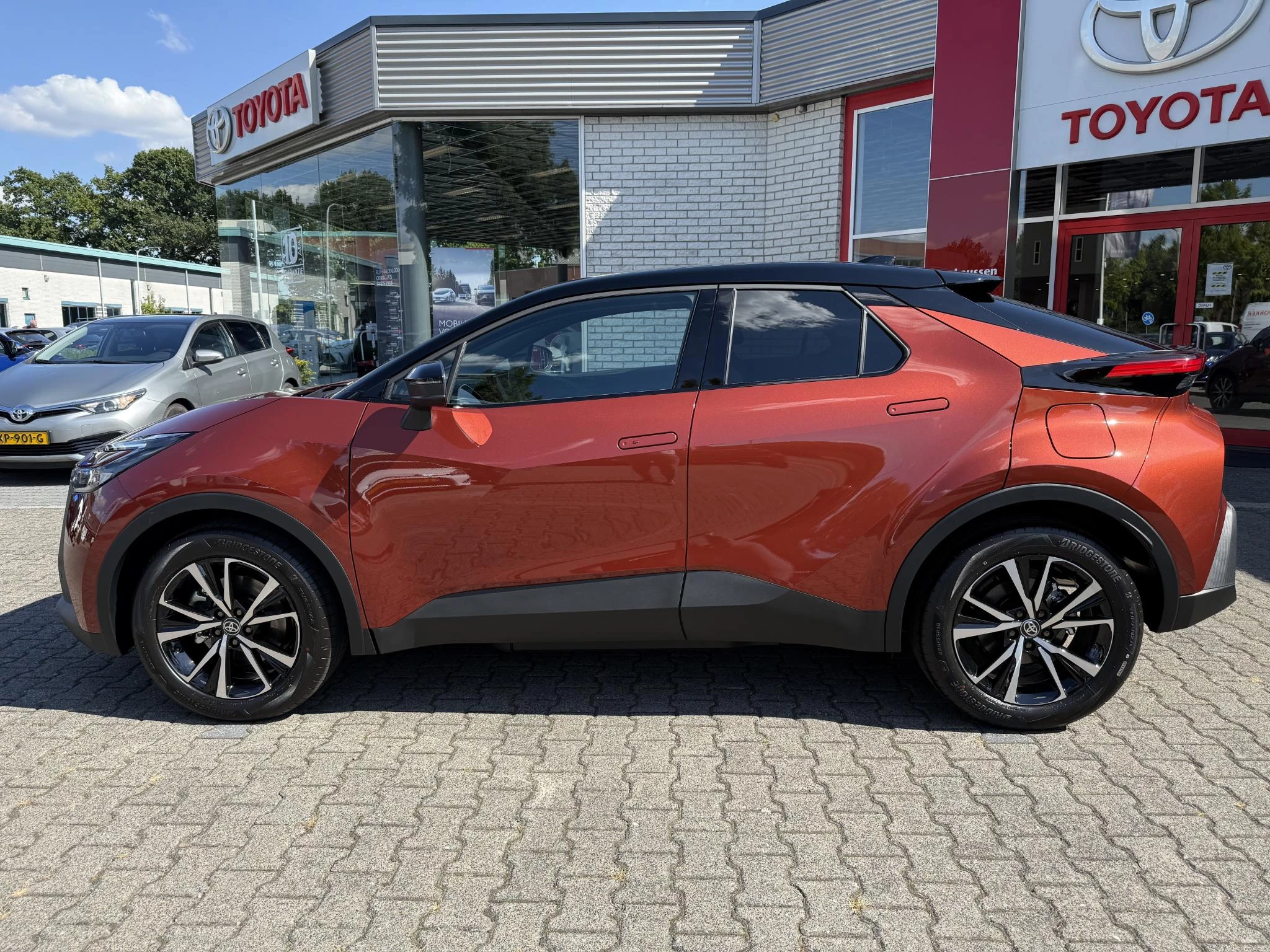 Hoofdafbeelding Toyota C-HR