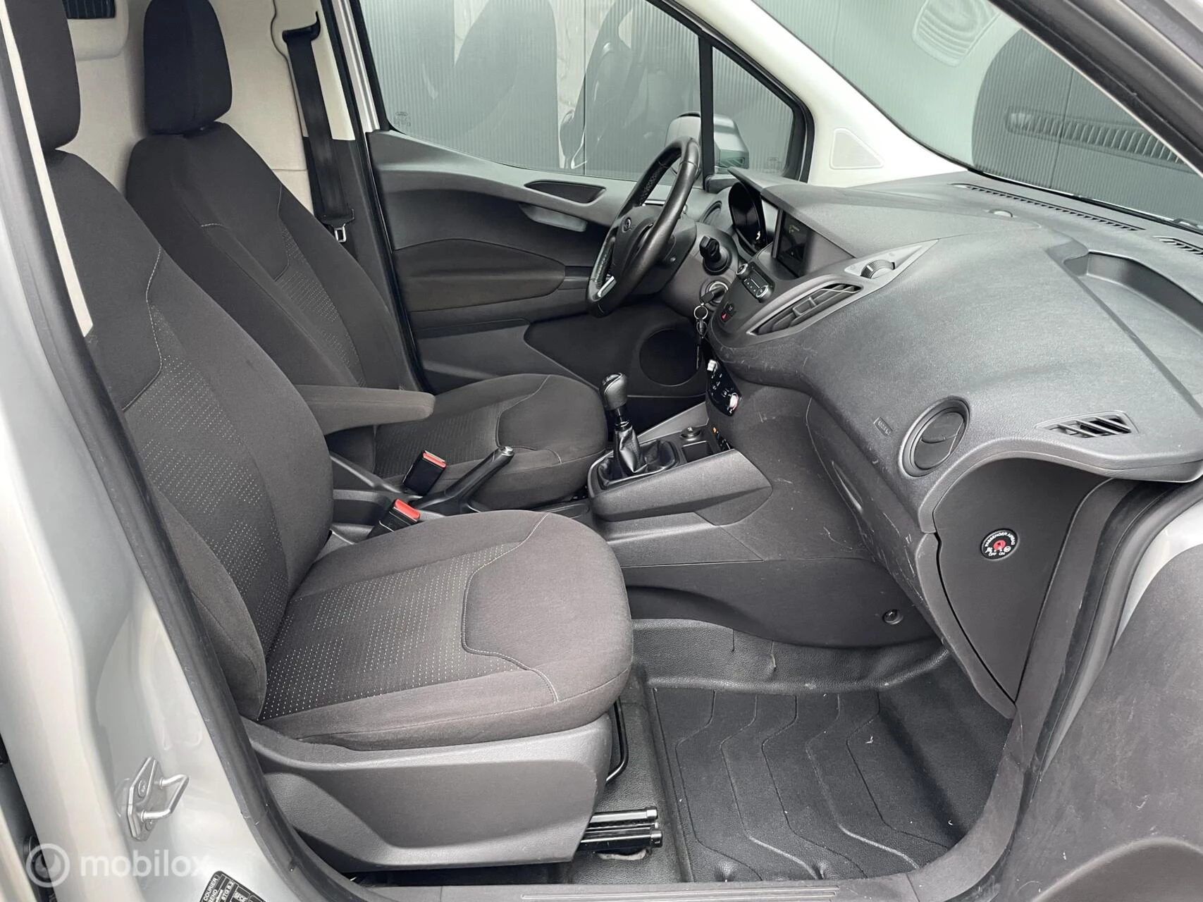 Hoofdafbeelding Ford Transit Courier