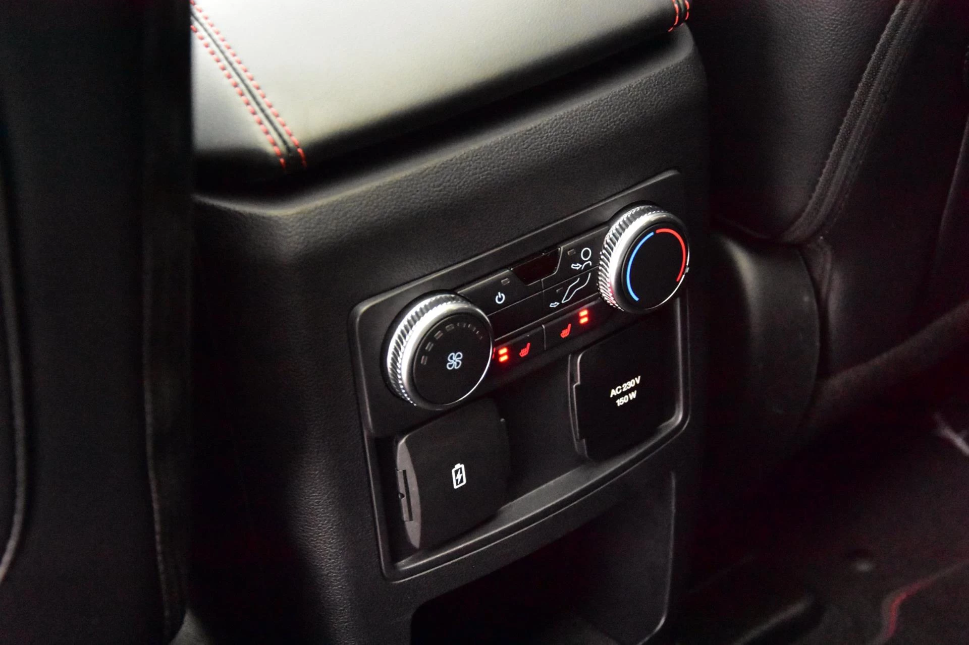 Hoofdafbeelding Ford Explorer