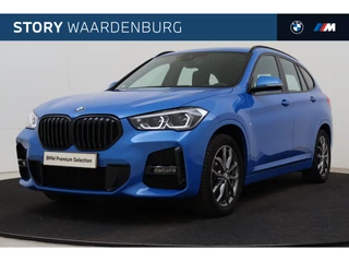 BMW X1 sDrive18i Executive M Sport Automaat / Sportstoelen / Achteruitrijcamera / Head-Up / Adaptieve LED / Cruise Control / Apple CarPlay