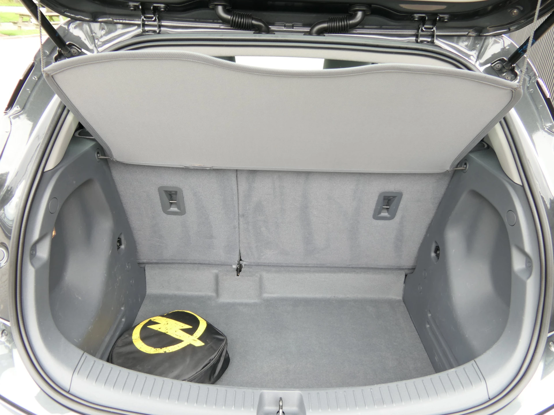 Hoofdafbeelding Opel Ampera-e