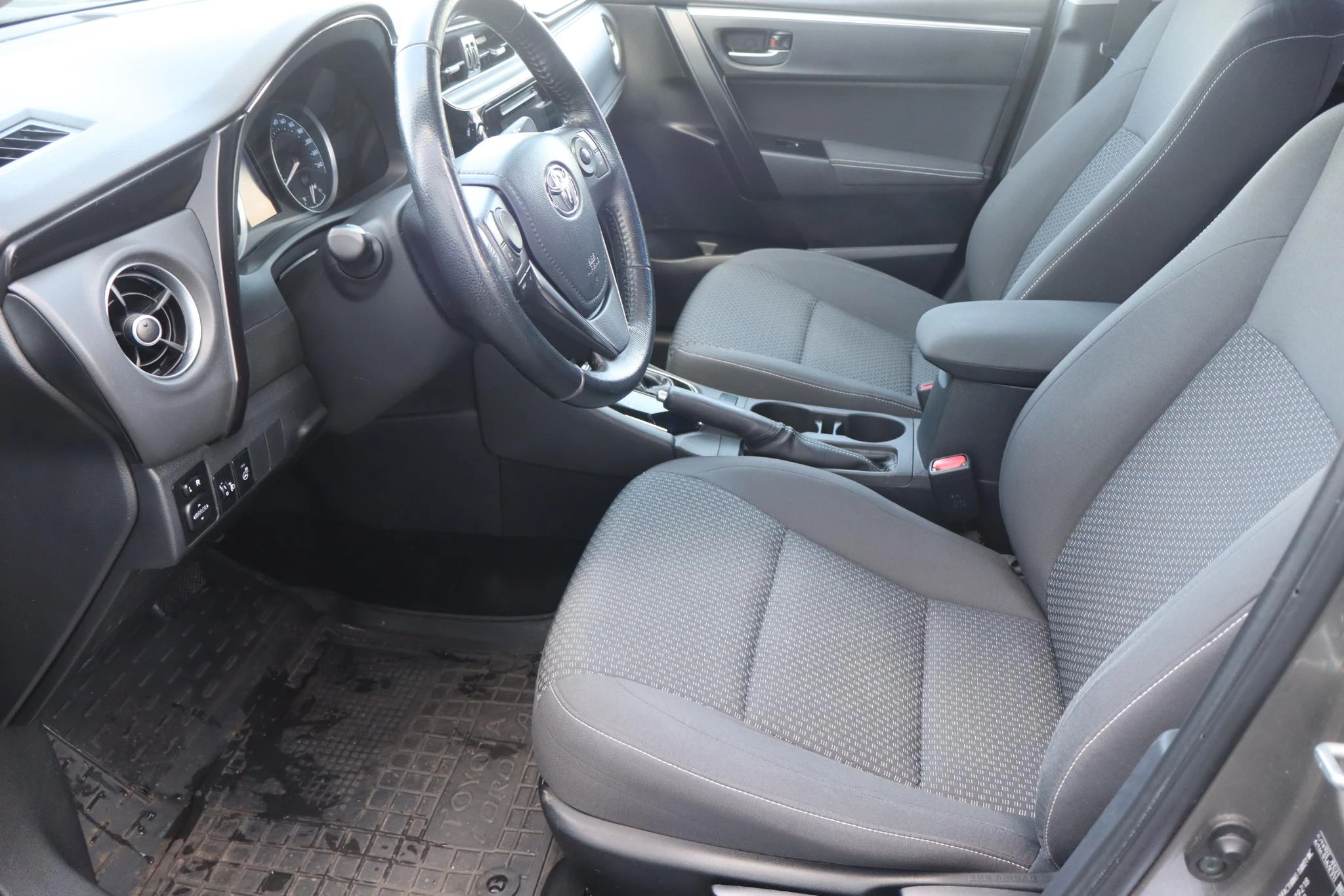 Hoofdafbeelding Toyota Corolla