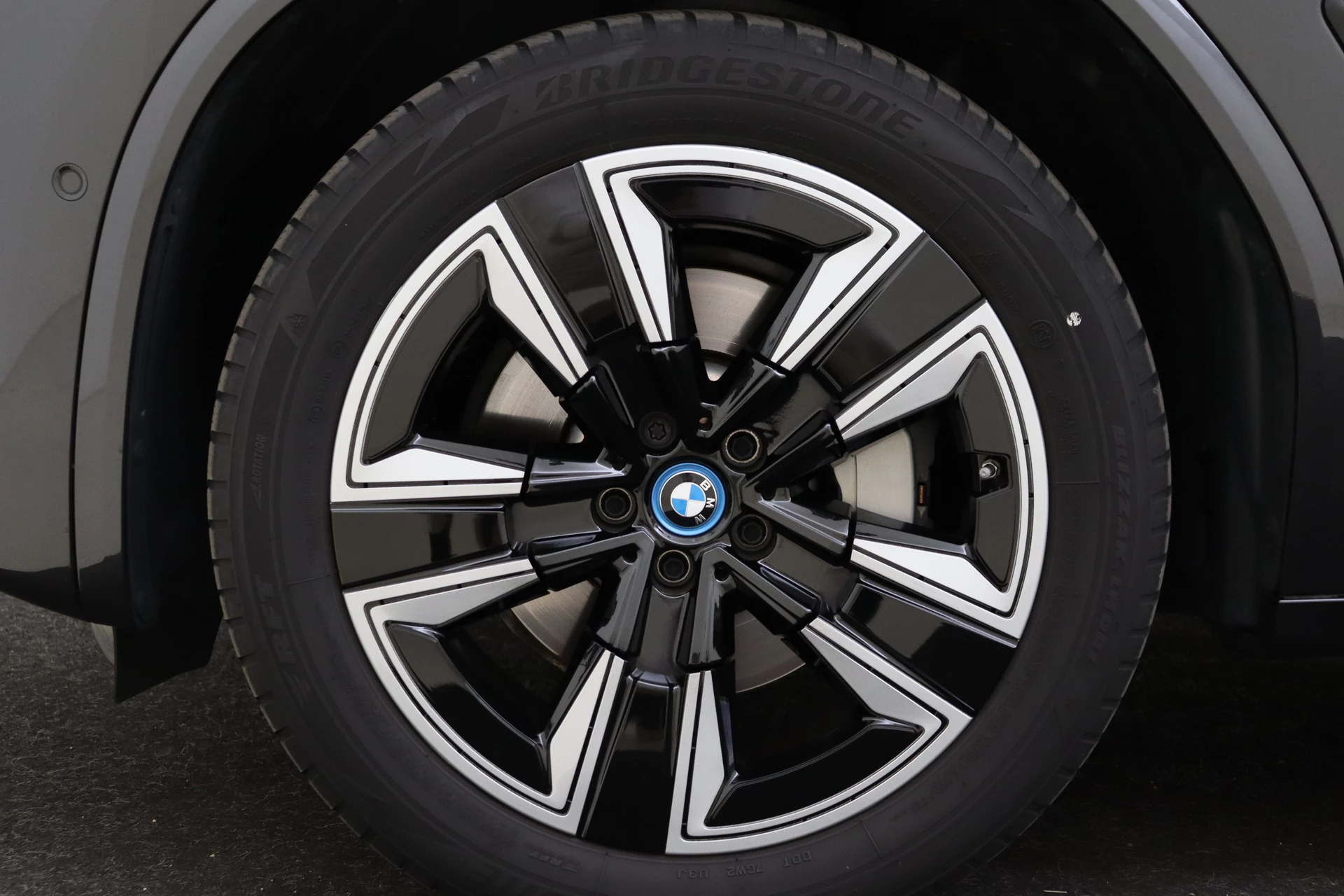 Hoofdafbeelding BMW iX3