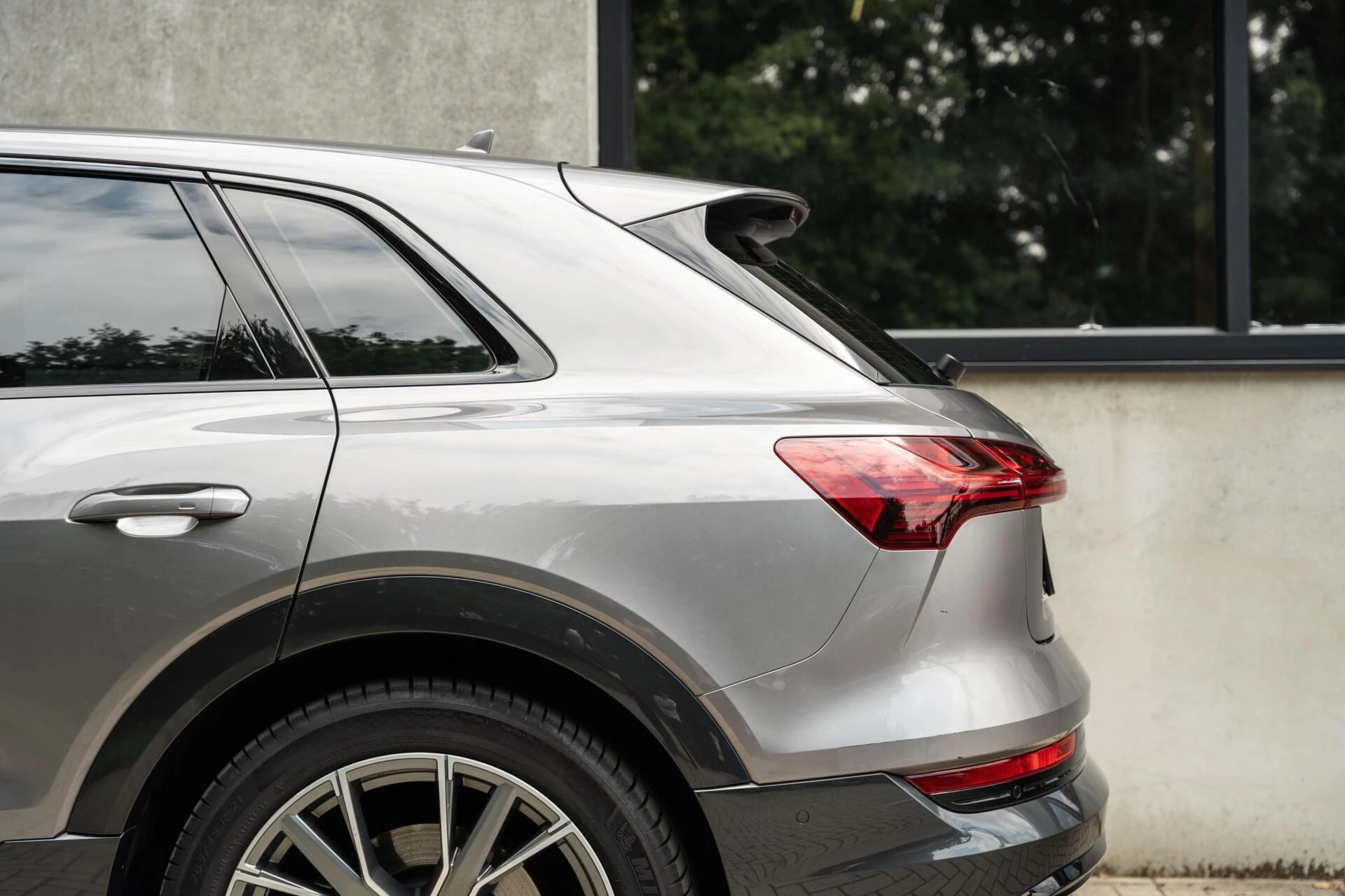 Hoofdafbeelding Audi e-tron