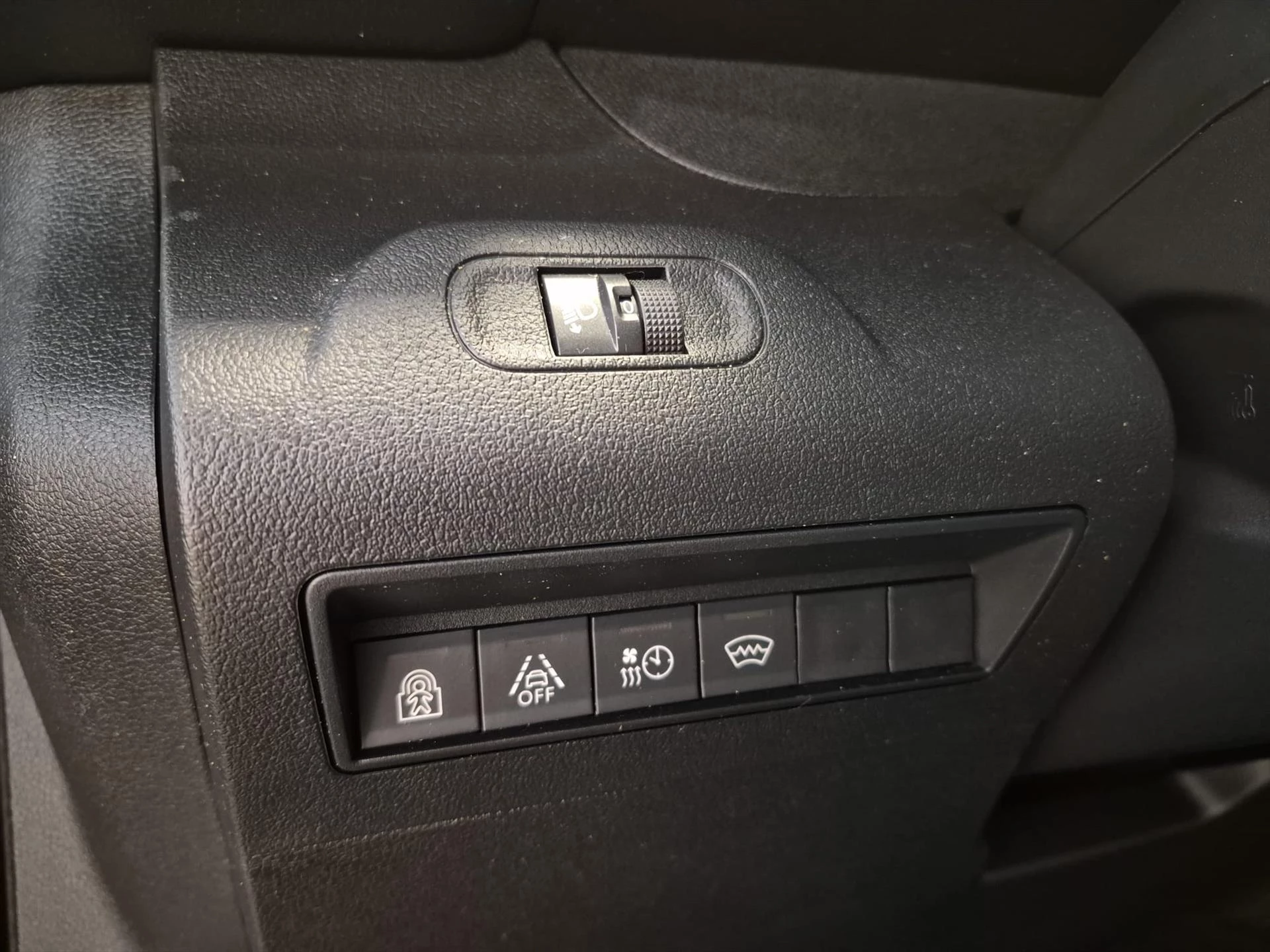 Hoofdafbeelding Peugeot e-Rifter