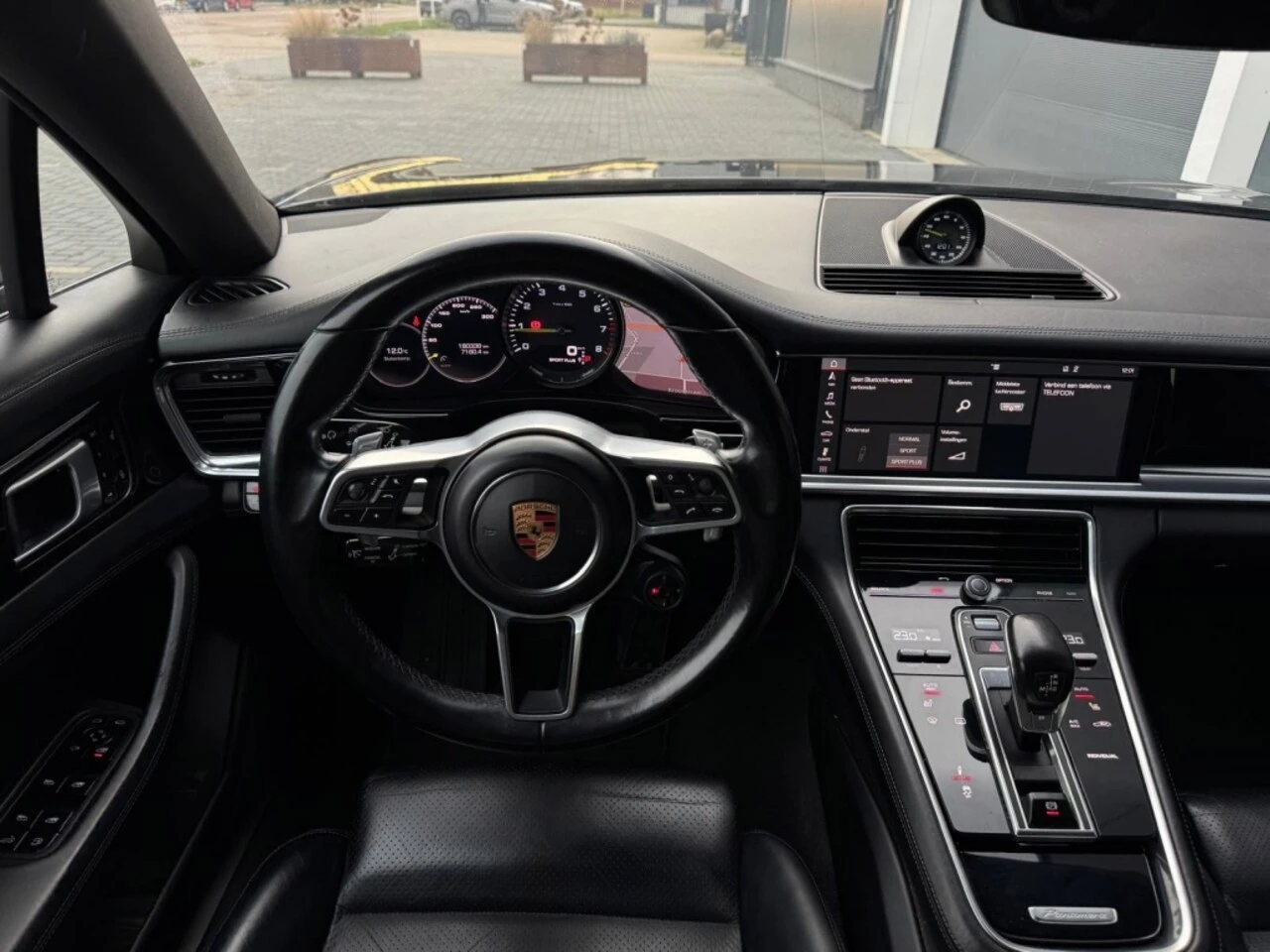 Hoofdafbeelding Porsche Panamera