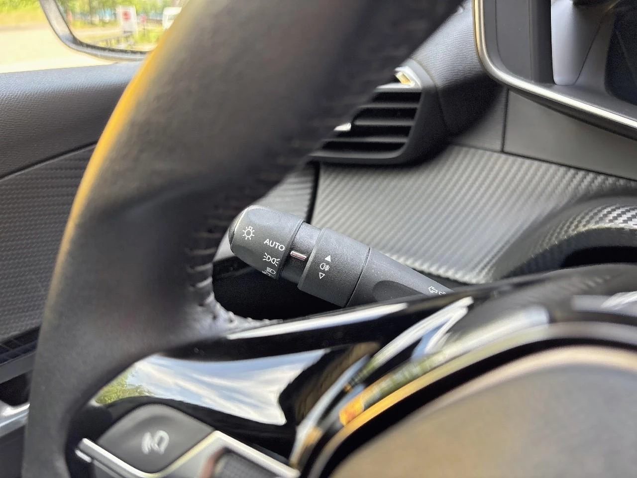Hoofdafbeelding Peugeot e-208