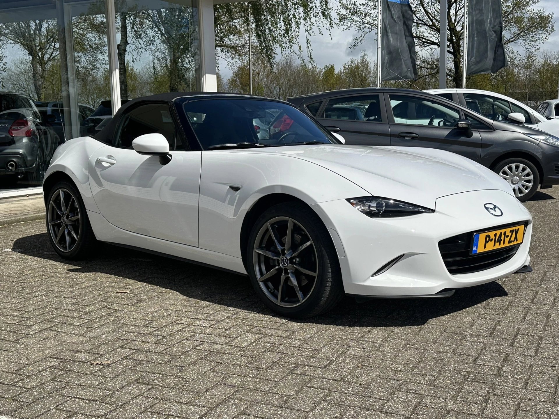 Hoofdafbeelding Mazda MX-5