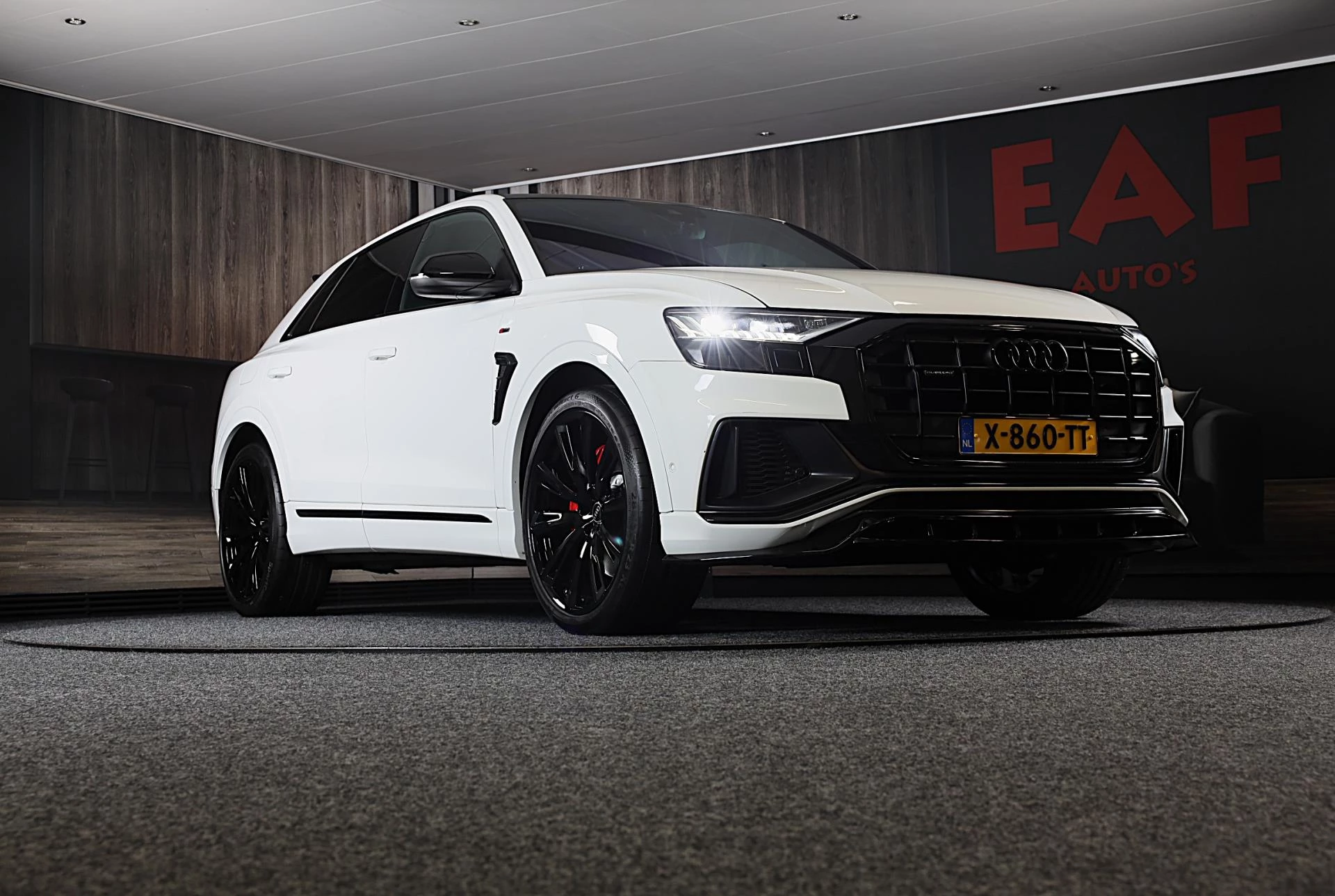 Hoofdafbeelding Audi Q8