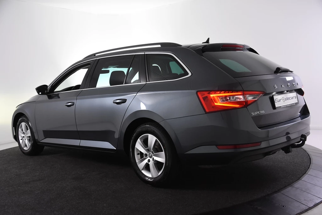 Hoofdafbeelding Škoda Superb