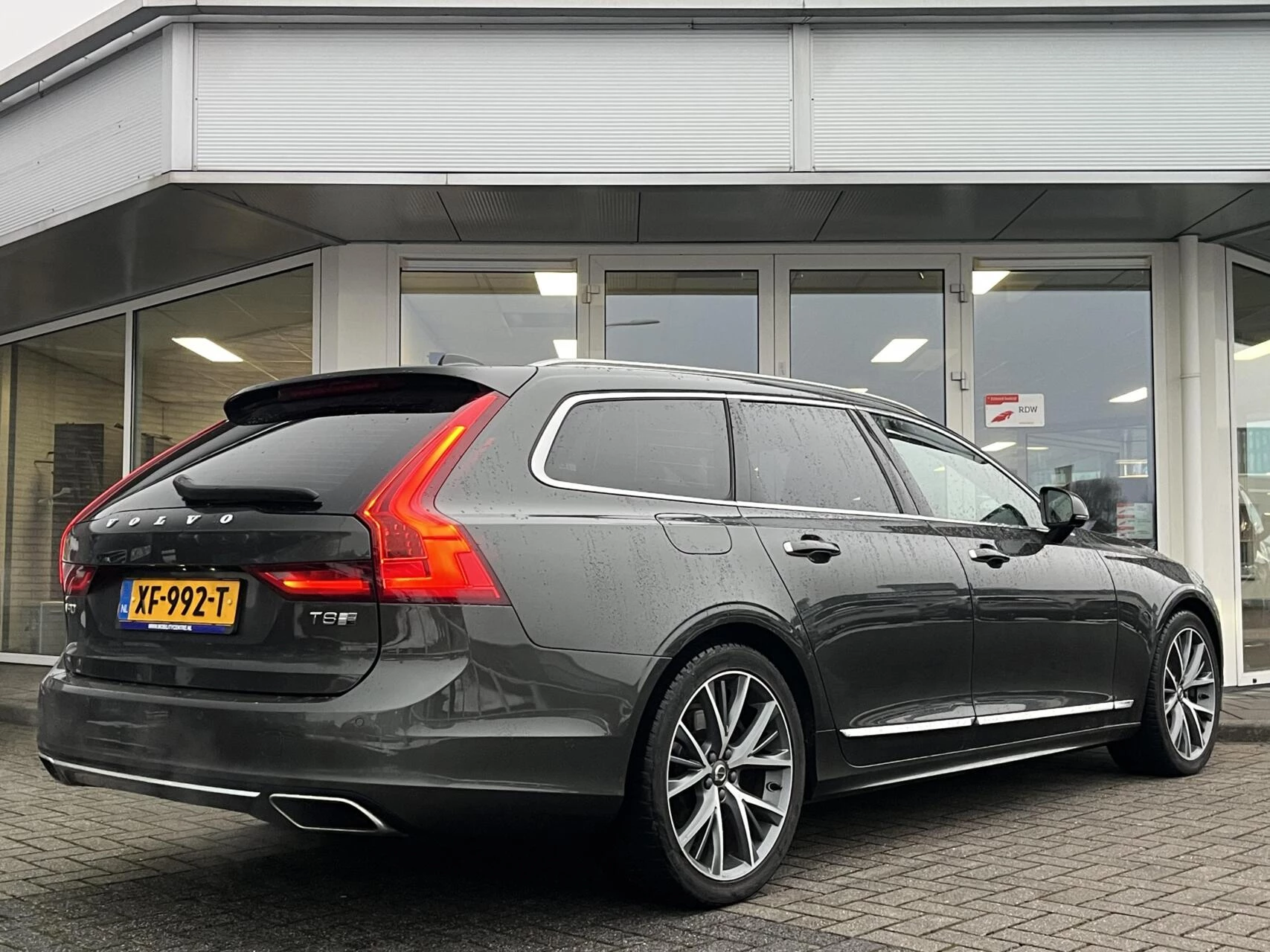 Hoofdafbeelding Volvo V90