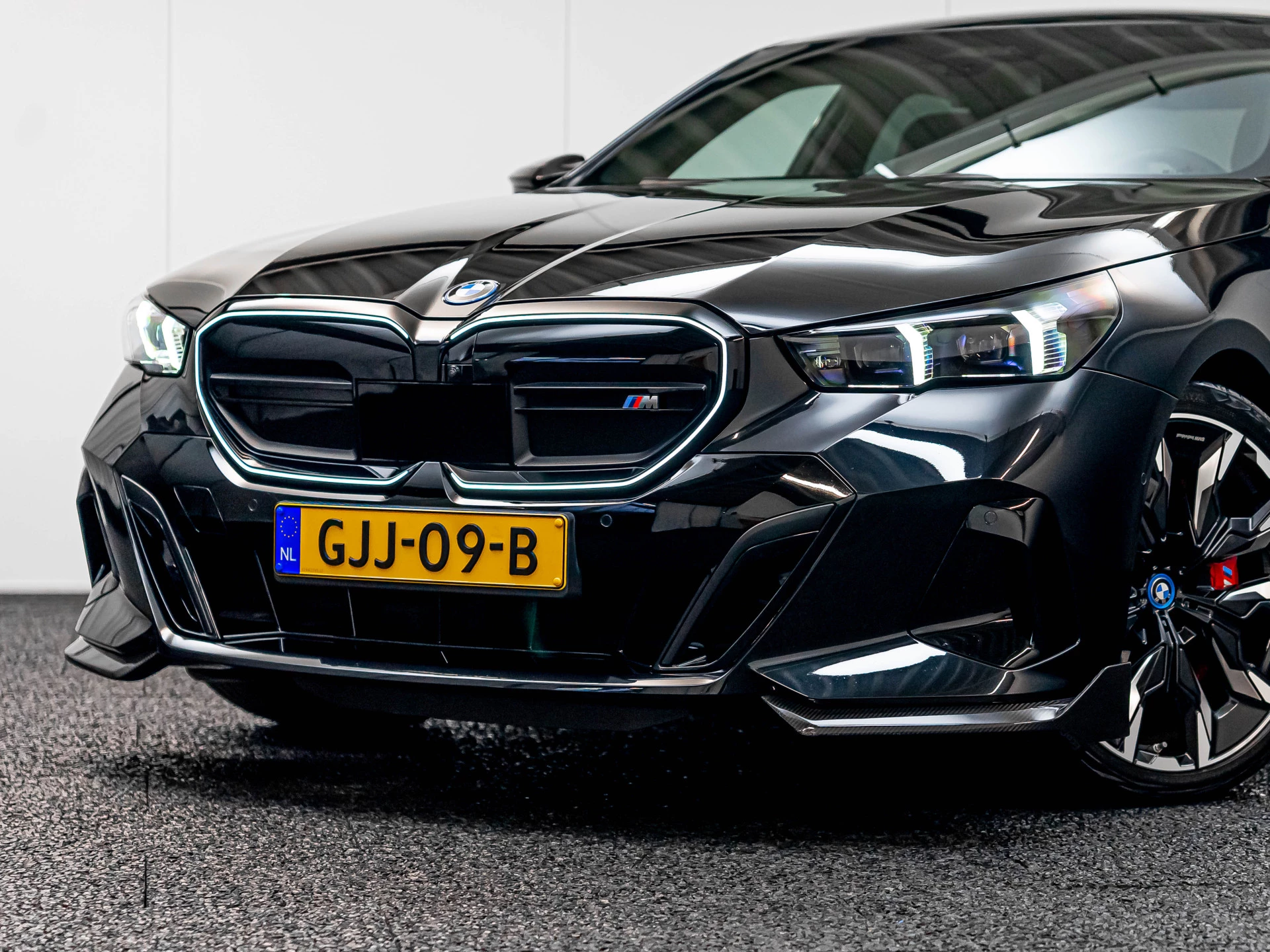 Hoofdafbeelding BMW i5