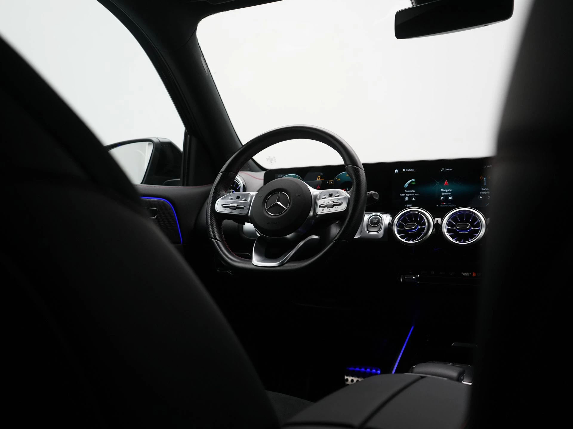 Hoofdafbeelding Mercedes-Benz EQB