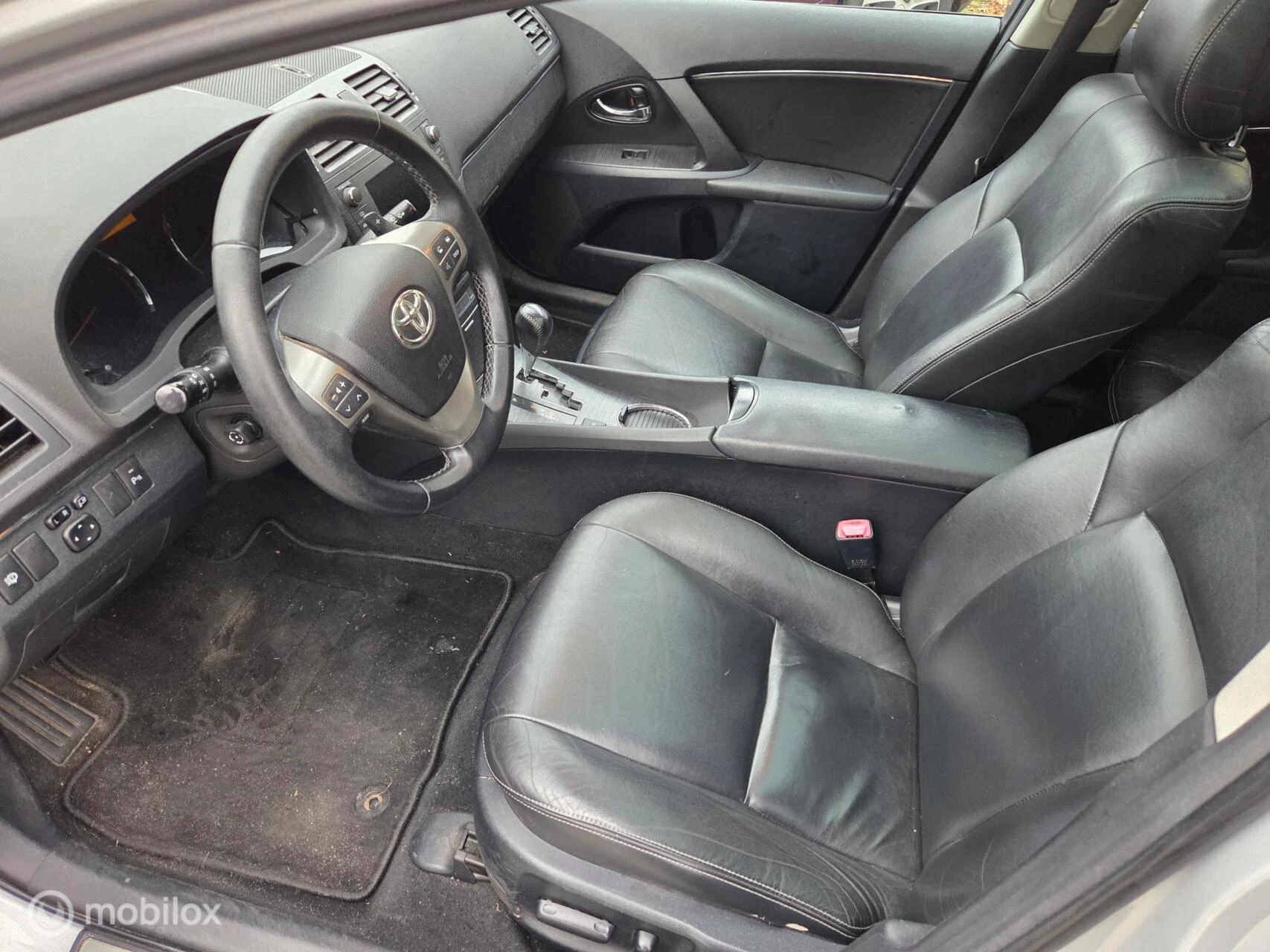 Hoofdafbeelding Toyota Avensis