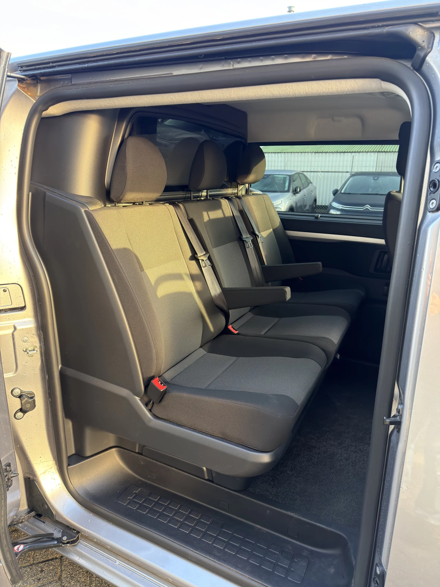 Hoofdafbeelding Peugeot e-Expert