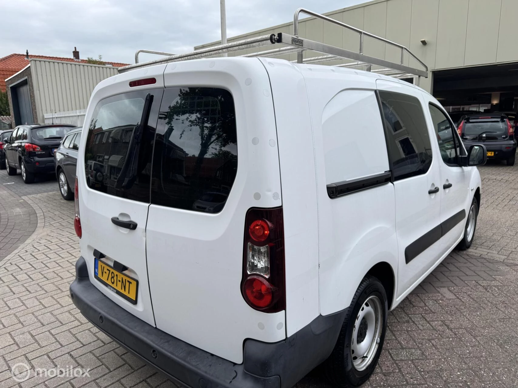 Hoofdafbeelding Peugeot Partner