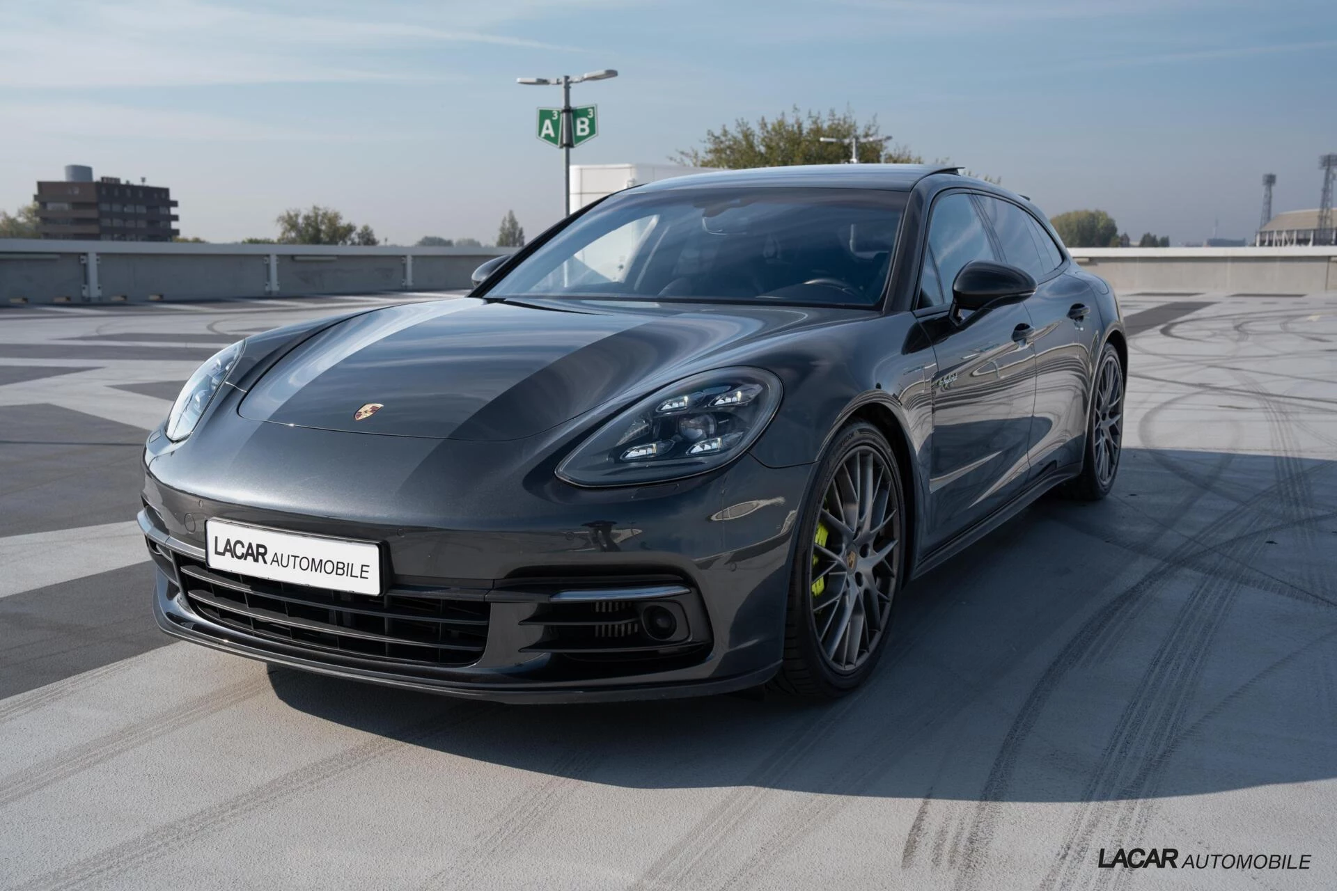 Hoofdafbeelding Porsche Panamera
