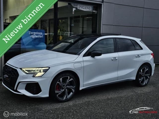 Audi A3 Sportback 45 TFSI e S edition Competition Panorama/Memory/Sfeer/Massage